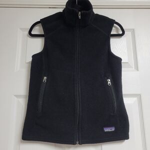 Patagonia Zynchilla Black Fleece Vest Women's Size Small.